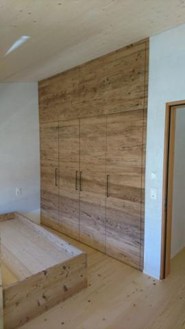 Einbauschrank im Schlafzimmer